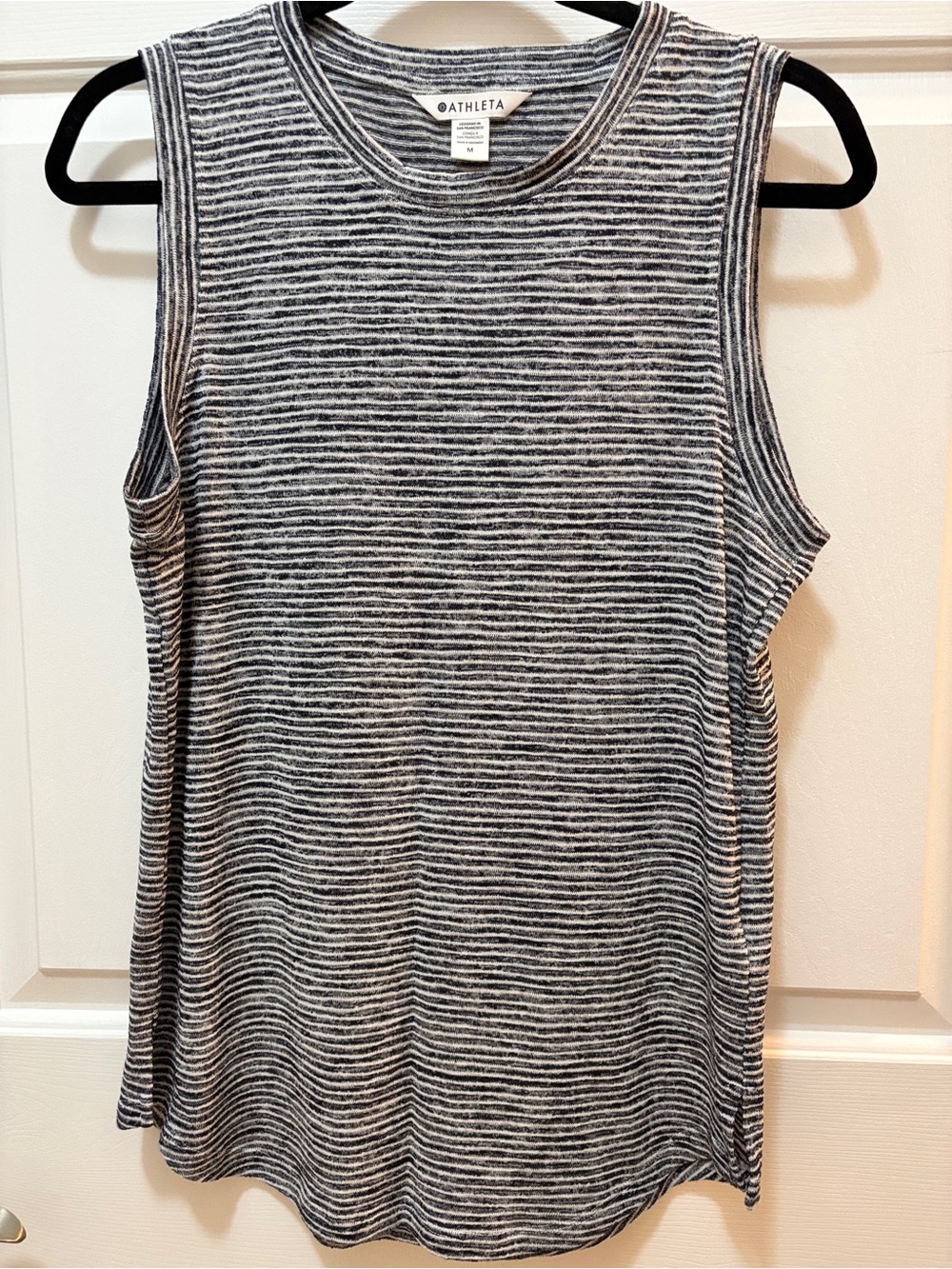 Athleta Gray & White Striped Sleeveless Knit Top Medium EUC